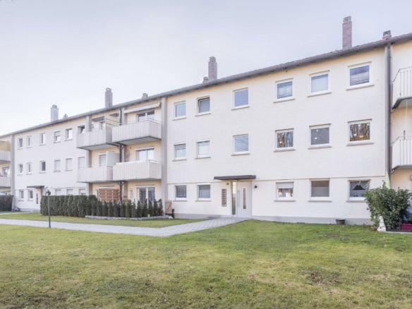 Sofort verfügbare 2-Zimmer-Etagenwohnung mit Balkon